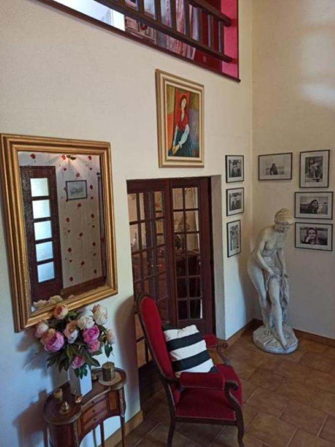Les Pierres Blanches Bed & Breakfast Bonneuil-Matours Eksteriør bilde