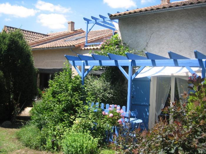Les Pierres Blanches Bed & Breakfast Bonneuil-Matours Eksteriør bilde