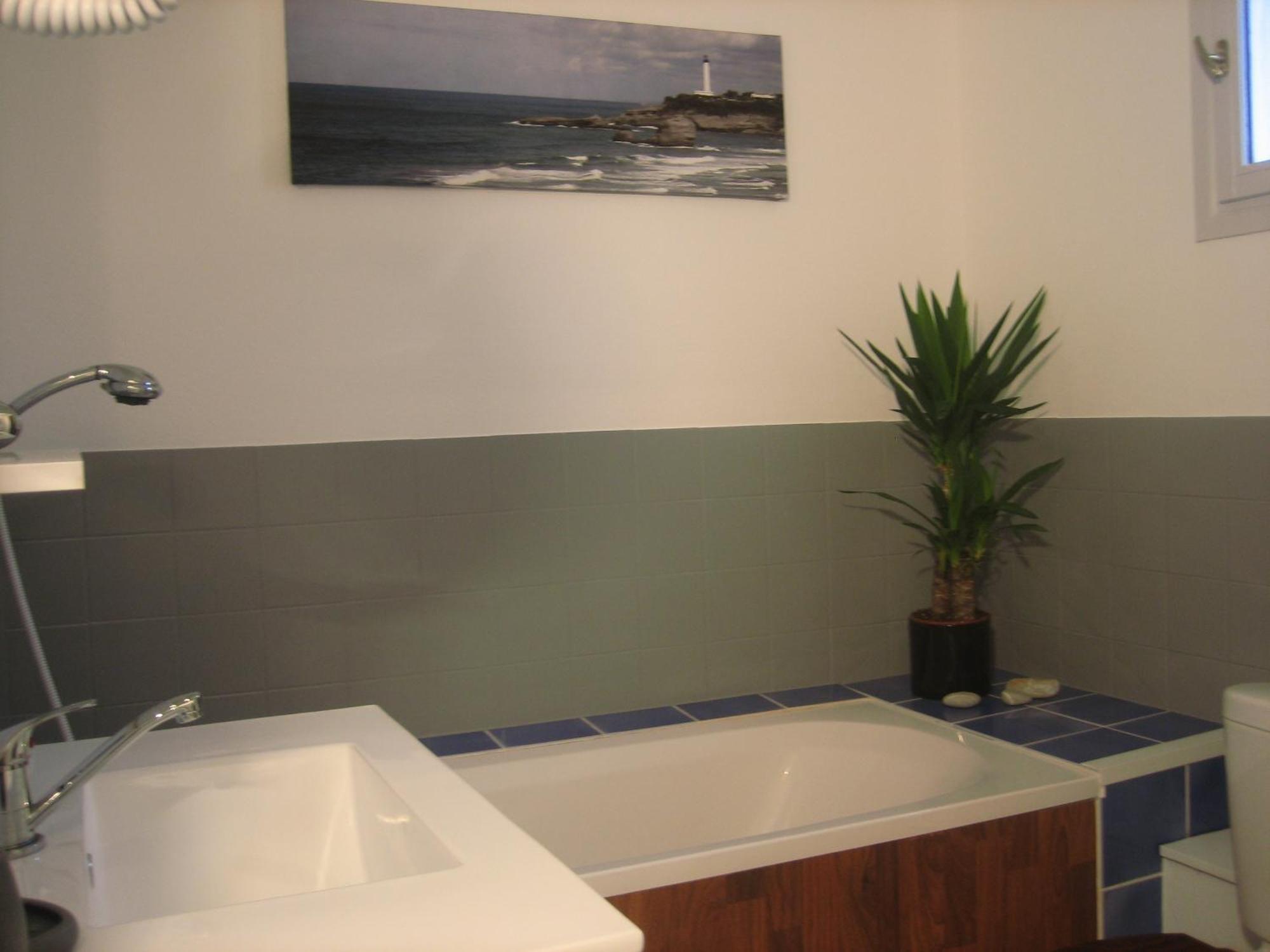 Les Pierres Blanches Bed & Breakfast Bonneuil-Matours Eksteriør bilde